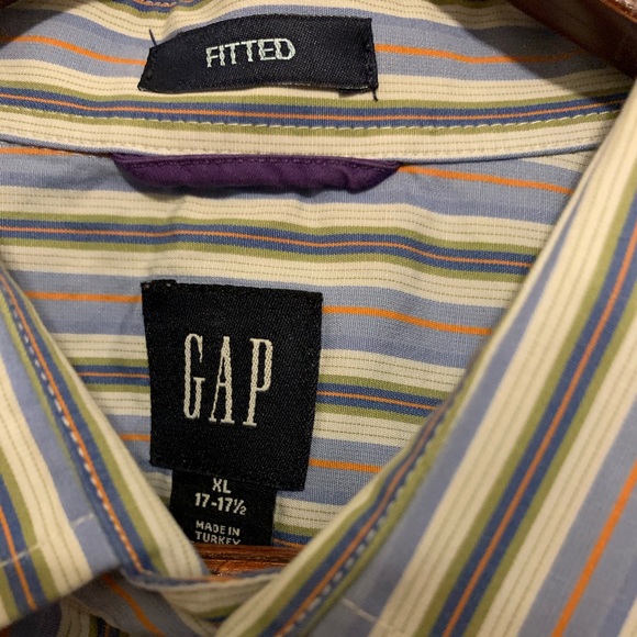 GAP button down striped shirt - Picture 3 of 3